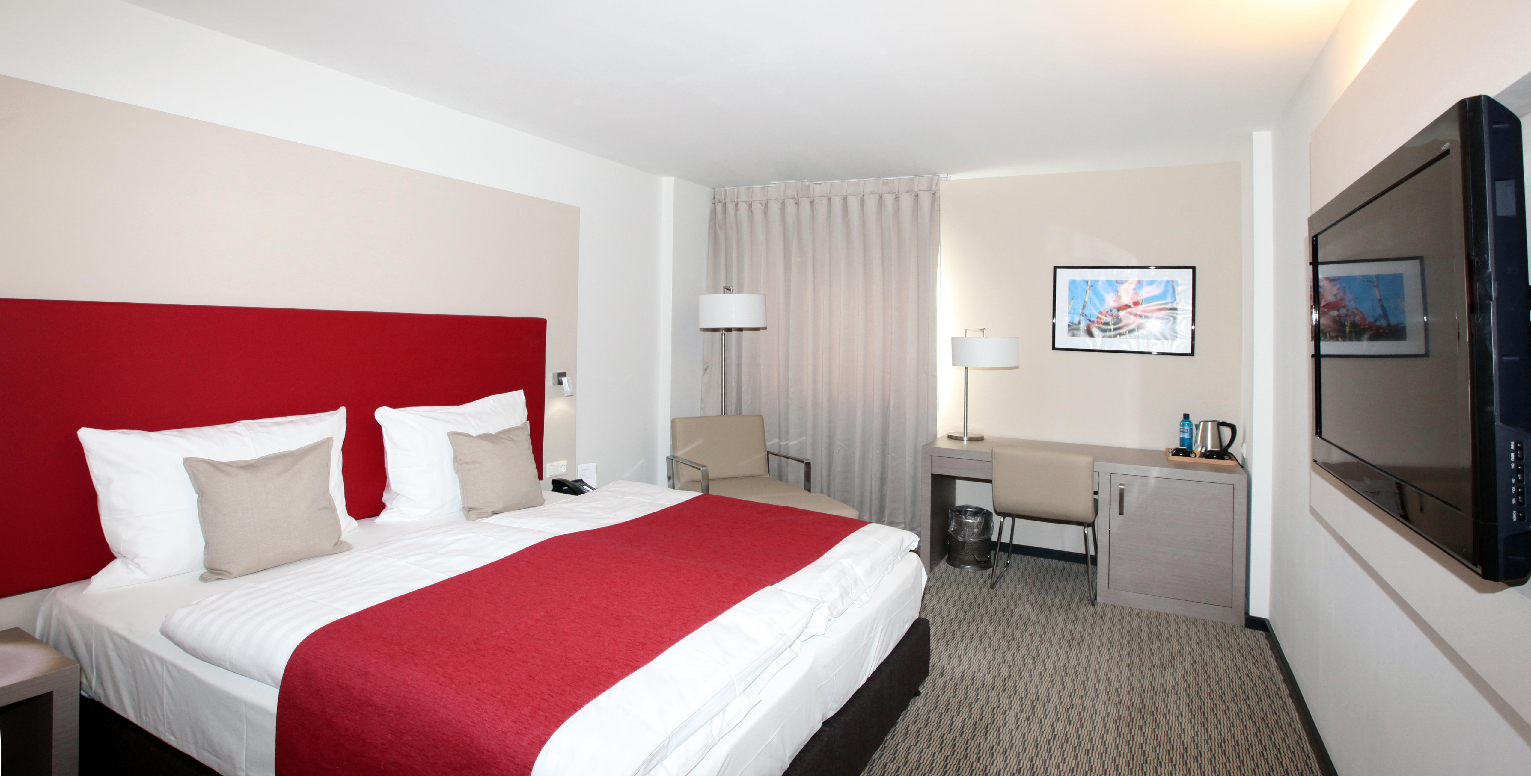 Golden Tulip Reiss Hotel 4*