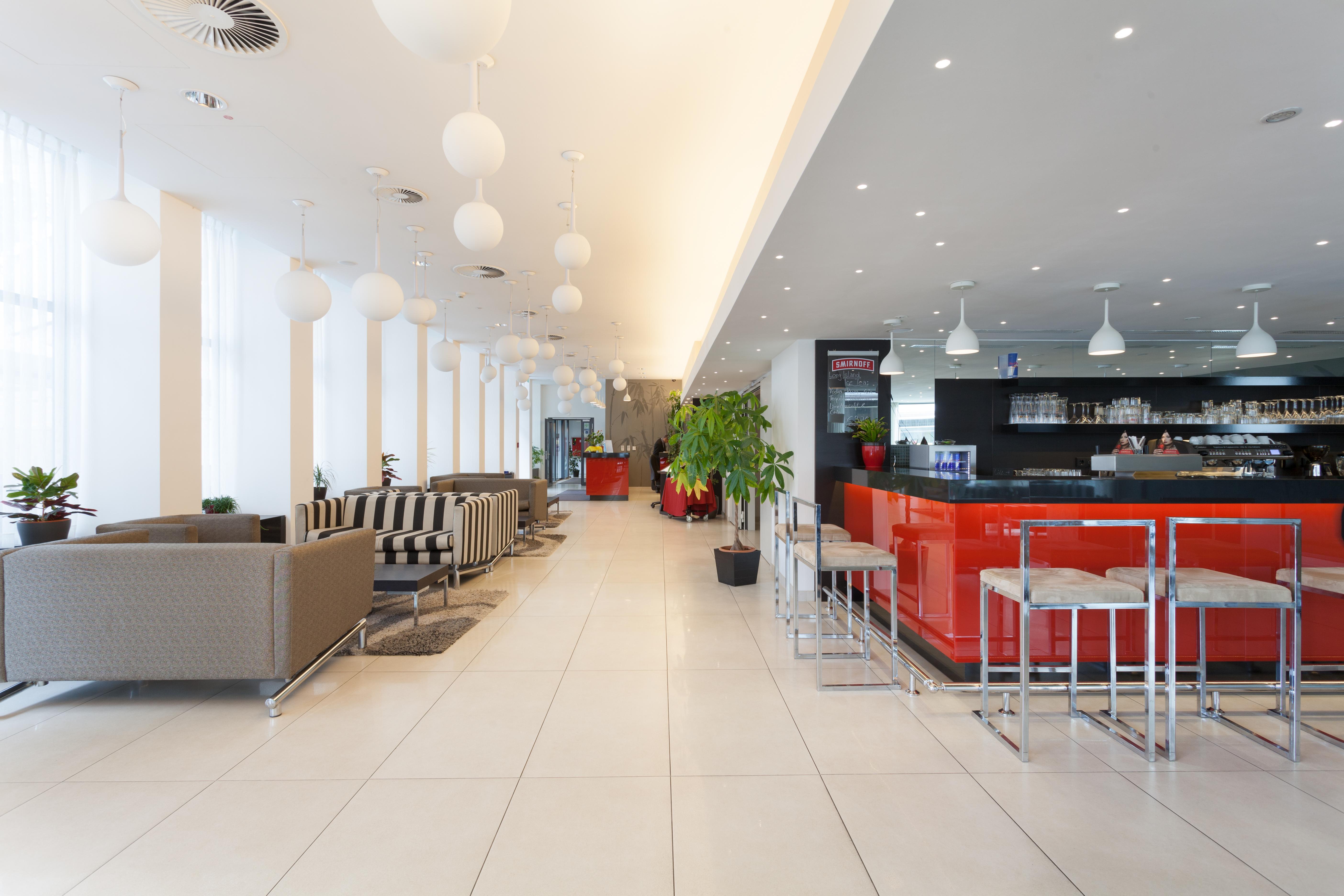 Golden Tulip Reiss 4*
